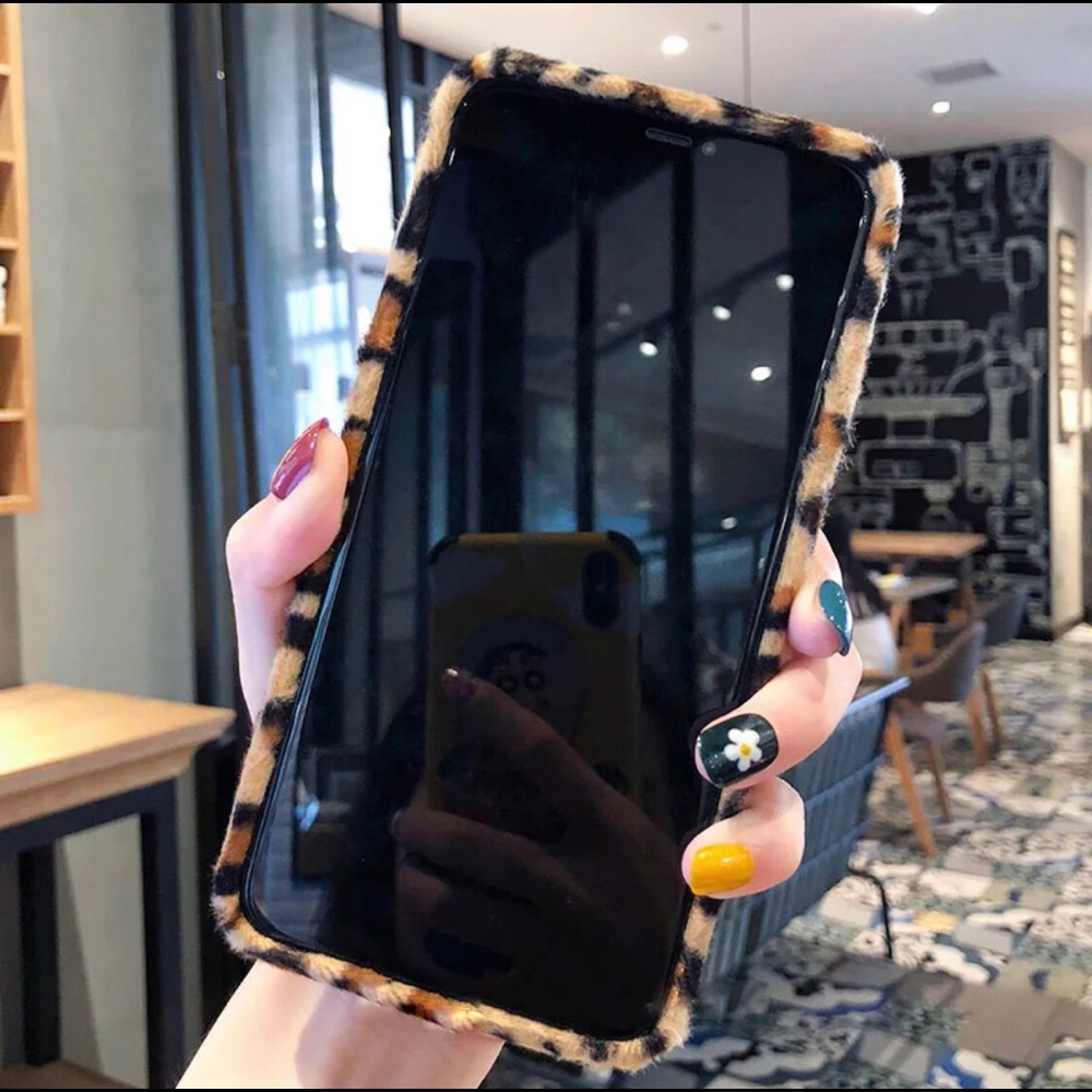 iPhone X Case Fuzzy Leopard Cell Phone Case - Picture 6 of 6